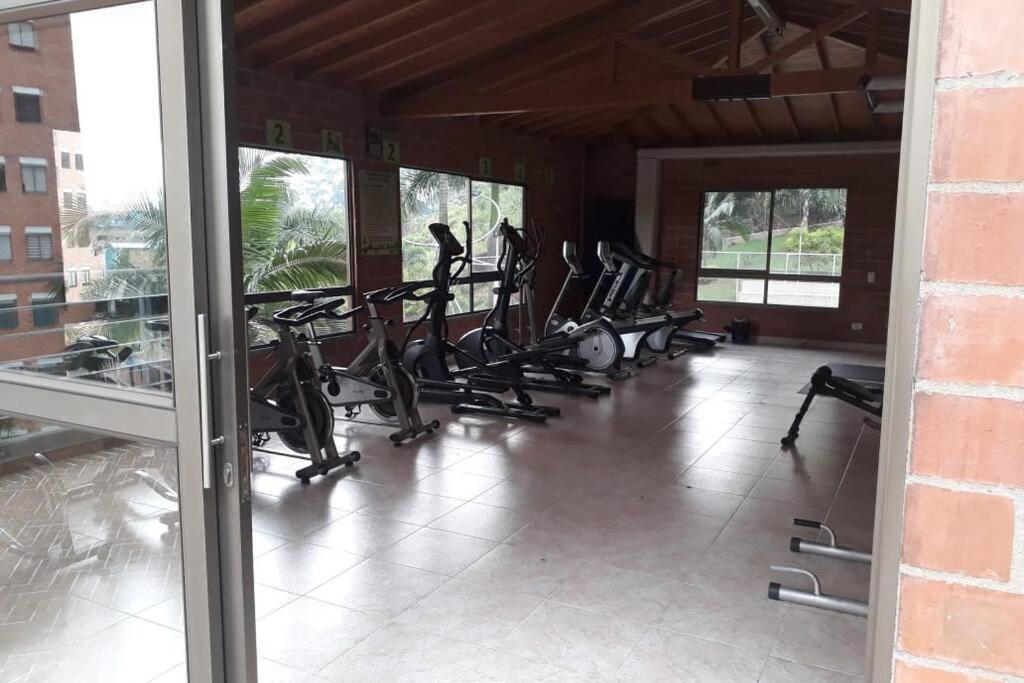 Appartement Hermoso y acogedor apartamento en Belén Rodeo Alto à Medellín Extérieur photo